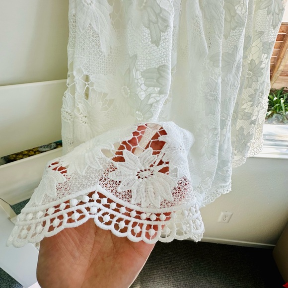 Alice + Olivia Karen Lace Mini Dress size 8 - Picture 9 of 11